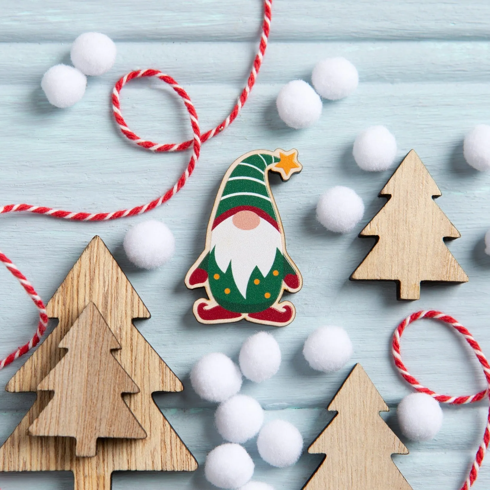 Christmas Gnome Magnetic Needle Minder