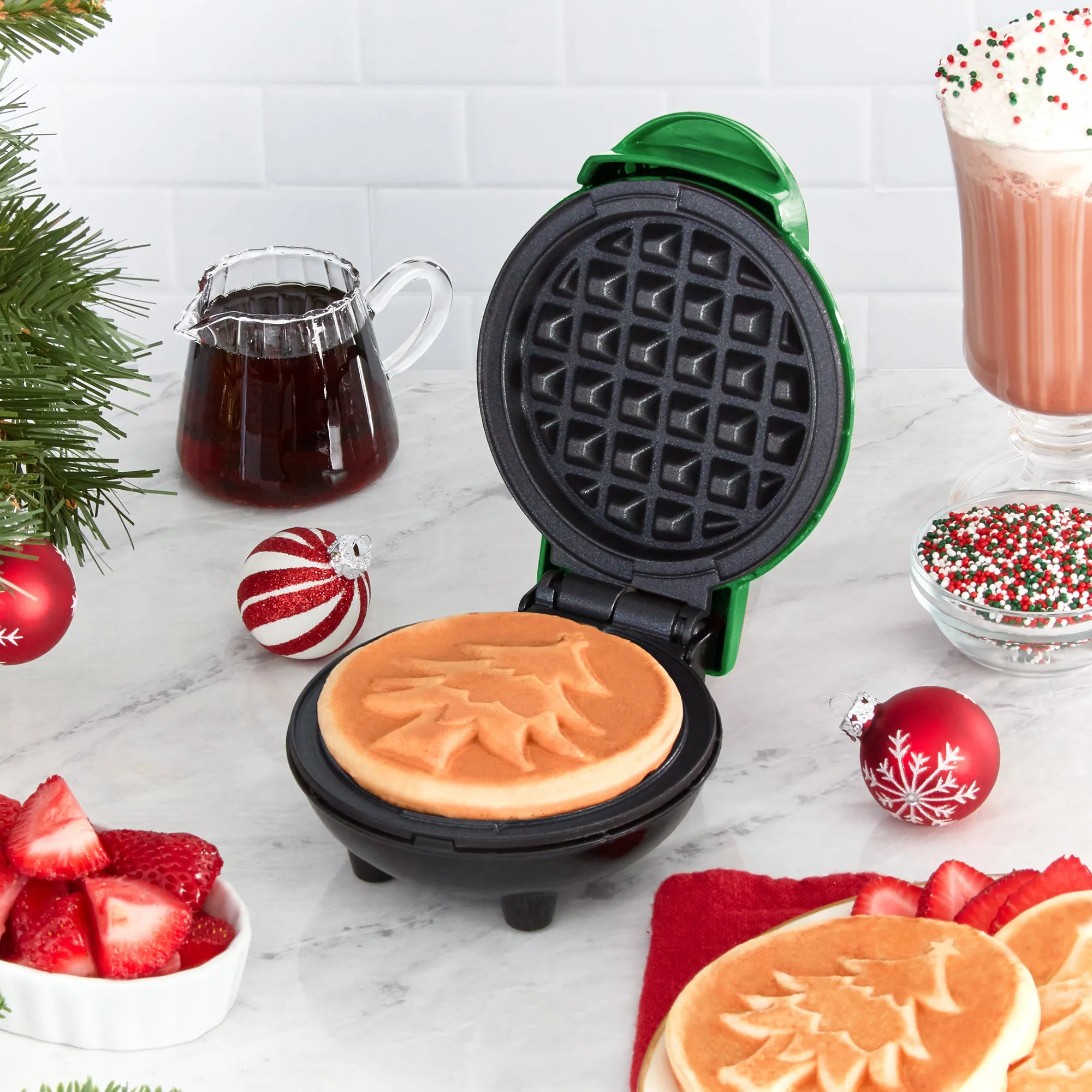 Christmas Tree Mini Waffle Maker