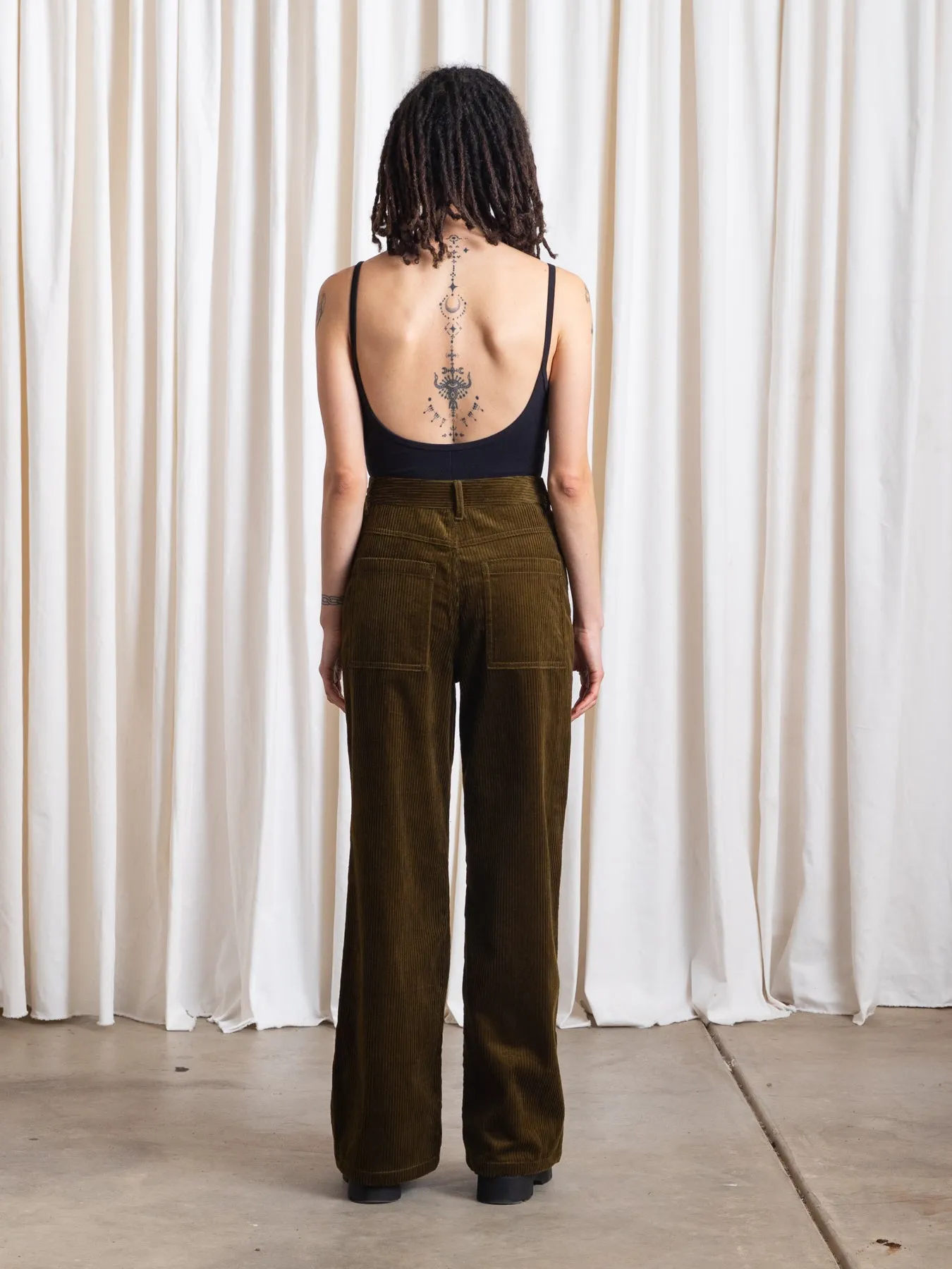 FITTED PANT- OLIVE CORDUROY