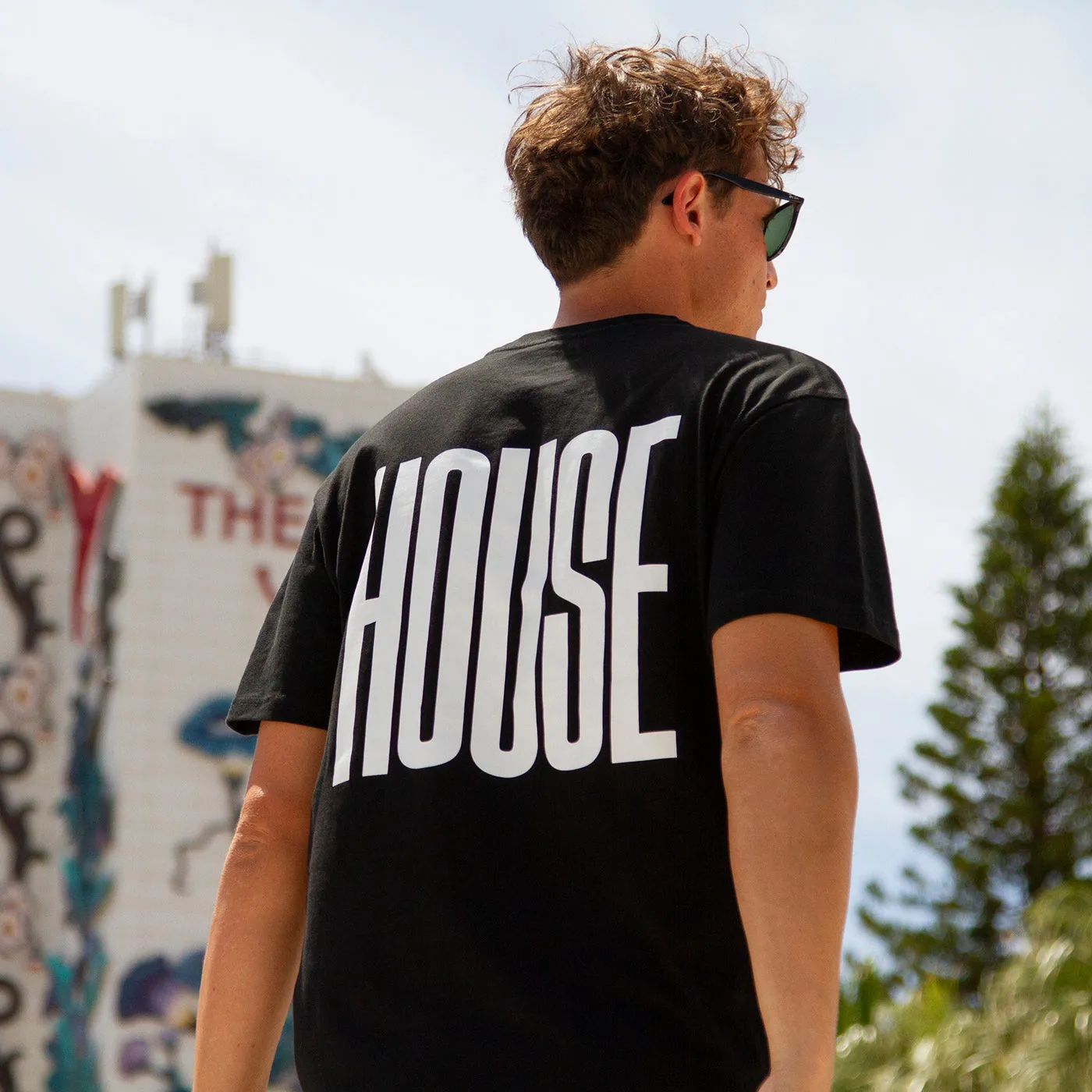 Higher House Back Print - Tshirt - Black