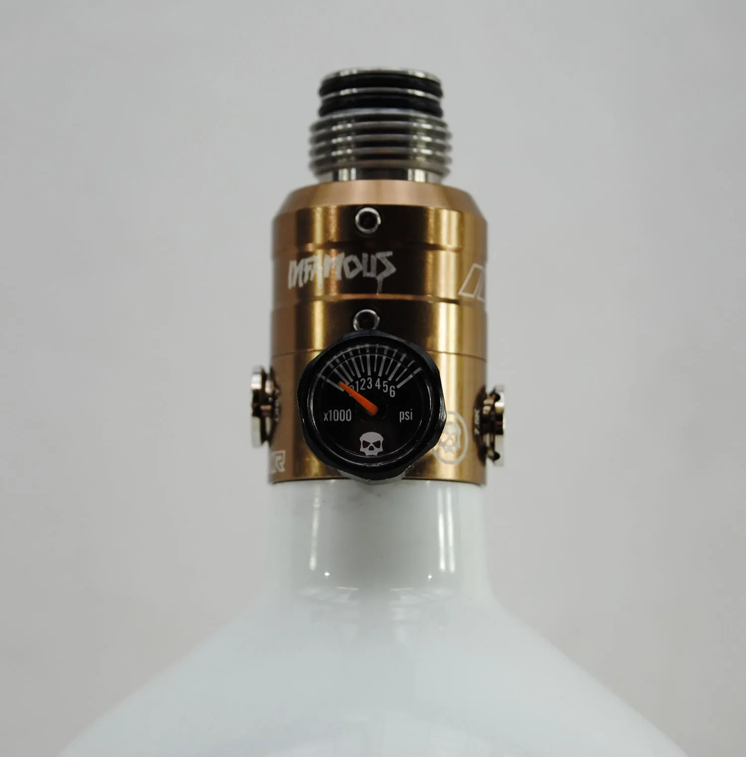 Infamous Skeleton Air Hyperlight "Diamond Series" 80ci/4500psi Tank w/ Bronze Haymaker 500 Reg - White/Bronze