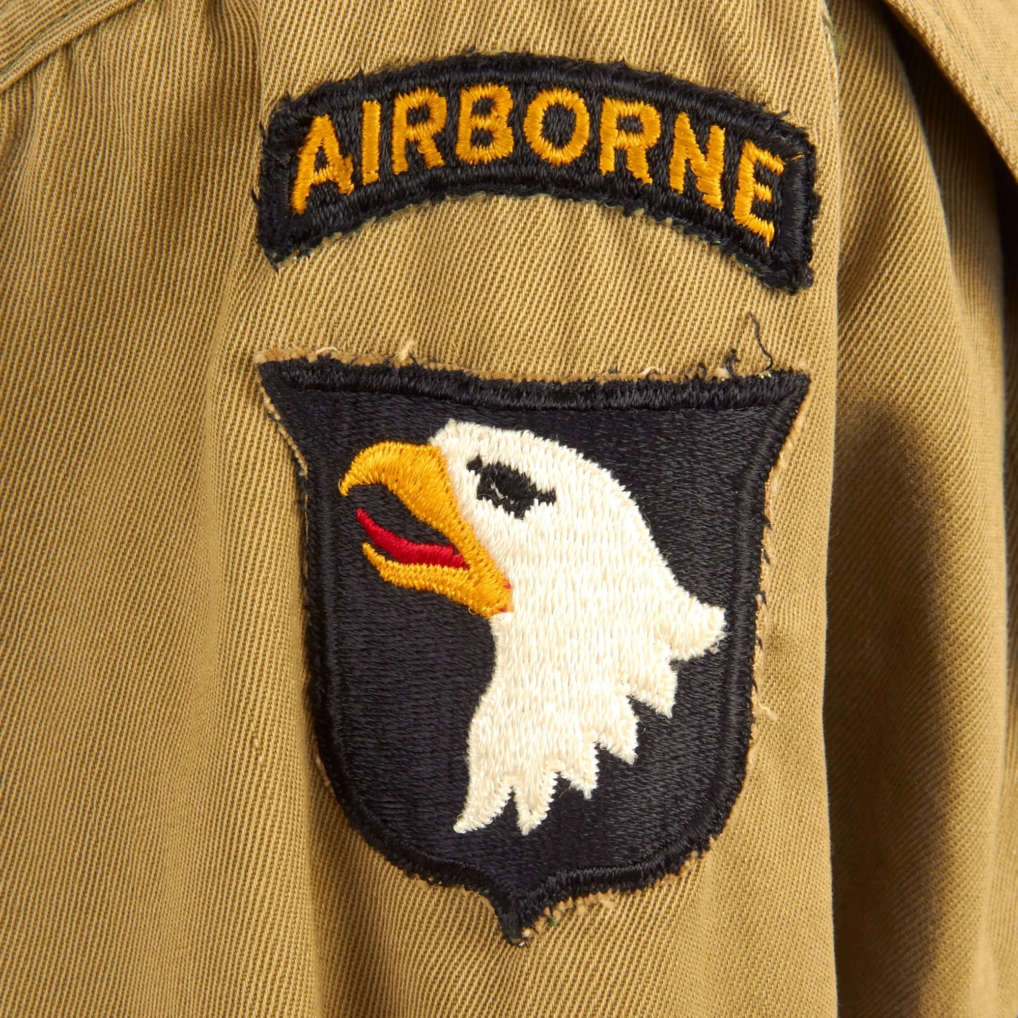 Original U.S. WWII 101st Airborne M1942 Paratrooper Jump Jacket - Excellent Condition