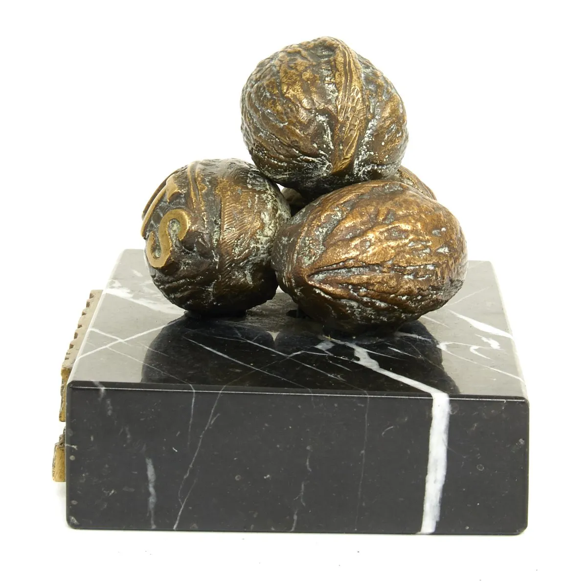 Original U.S. WWII Bastogne December 1944 NUTS Bronze with Black White Marble Base