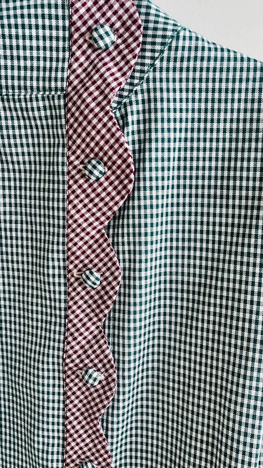 Raviolo shirt with scalloped edges - pine green gingham