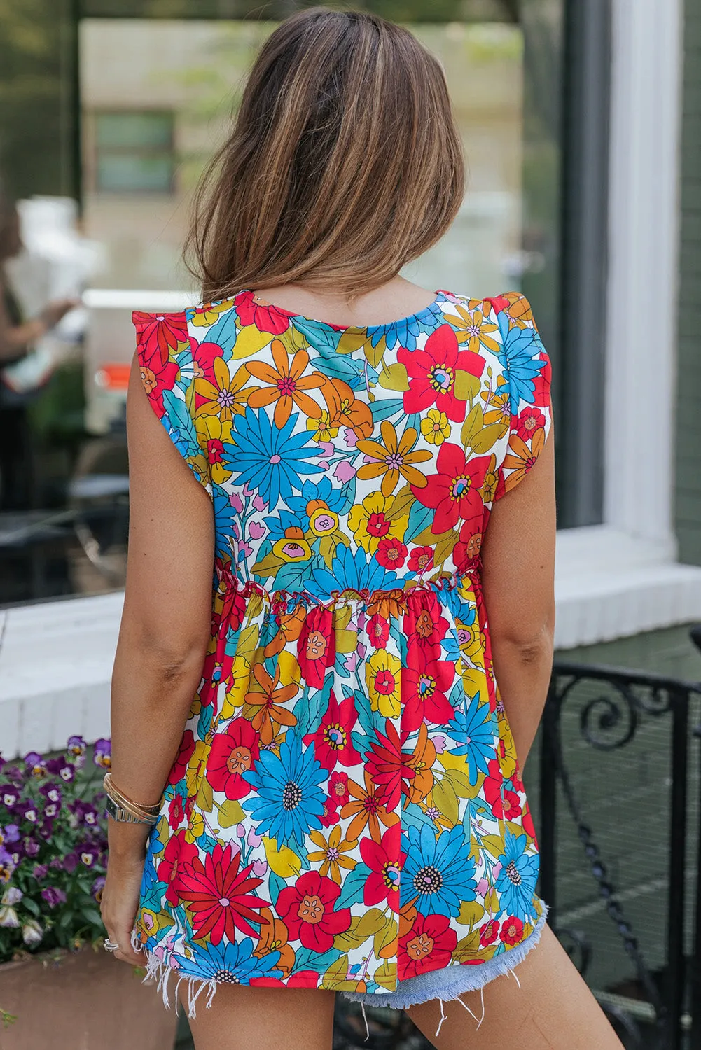 TEEK - Red Ruffled Printed Notched Tank